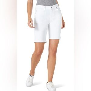 Lee Classic white women's denim jean shorts, relaxed fit, size 12